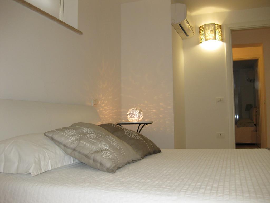 Appartamento In Villa เปซาโร ห้อง รูปภาพ
