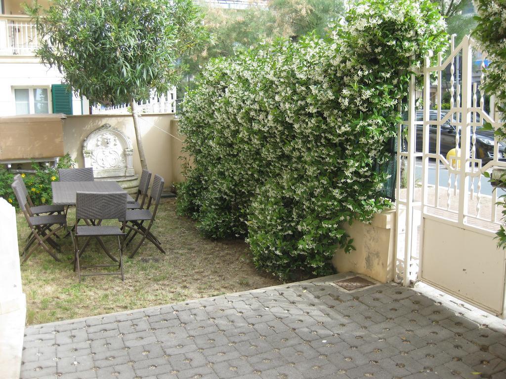 Appartamento In Villa เปซาโร ห้อง รูปภาพ